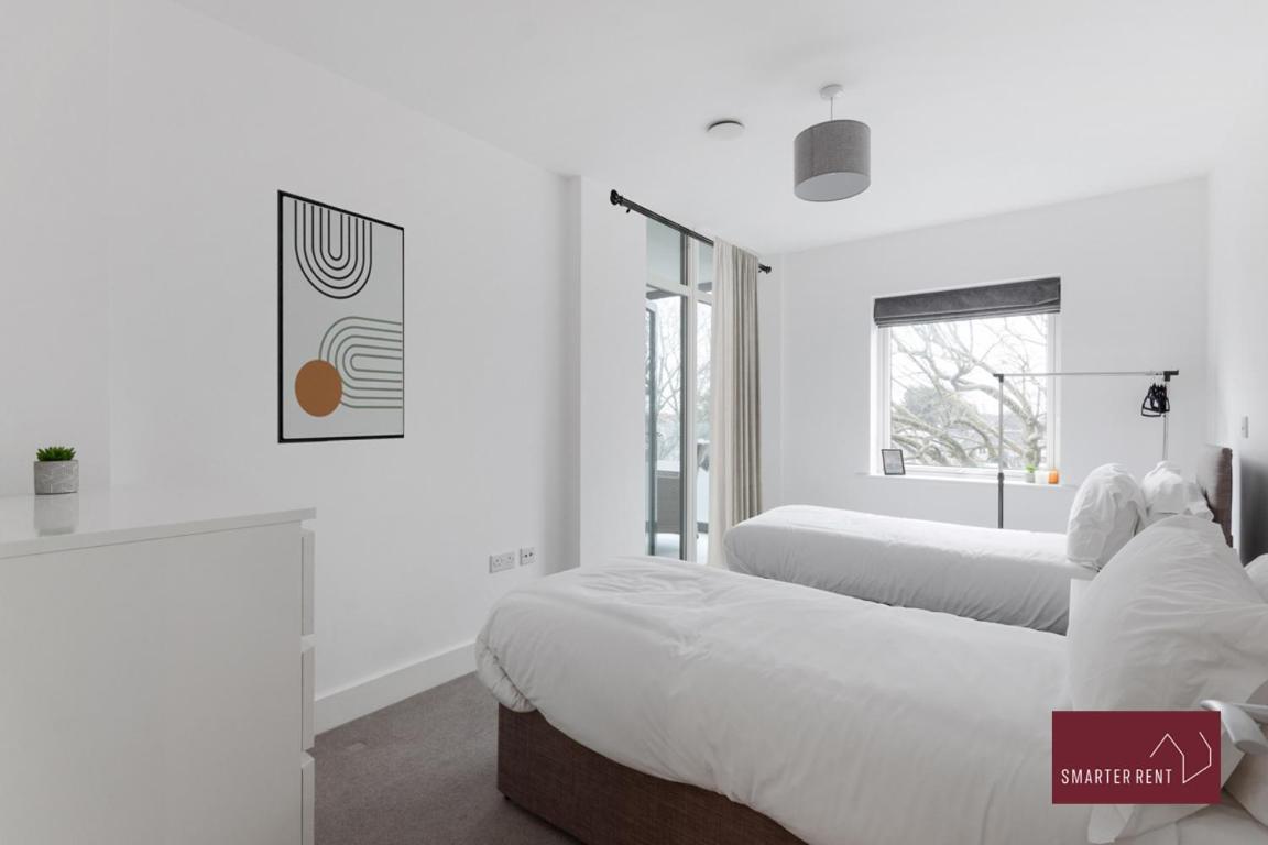 Two Bed Flat - Isleworth Appartamento Londra